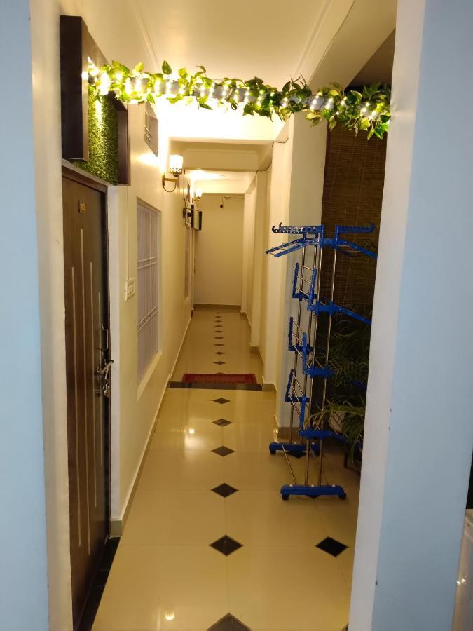 Shree Gorakhnath Guest House Ayodhya Экстерьер фото
