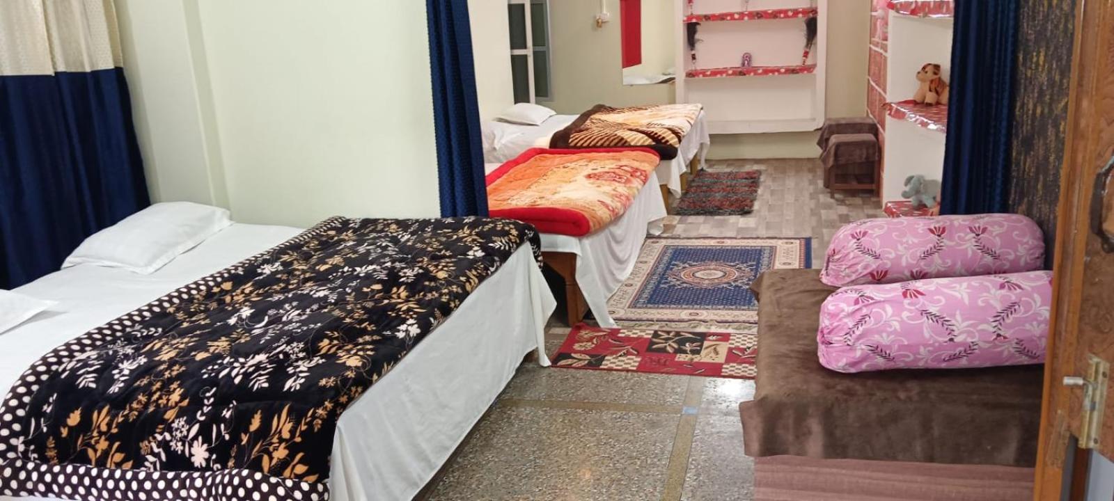 Shree Gorakhnath Guest House Ayodhya Экстерьер фото