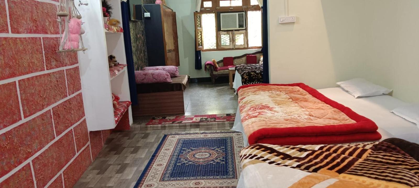 Shree Gorakhnath Guest House Ayodhya Экстерьер фото
