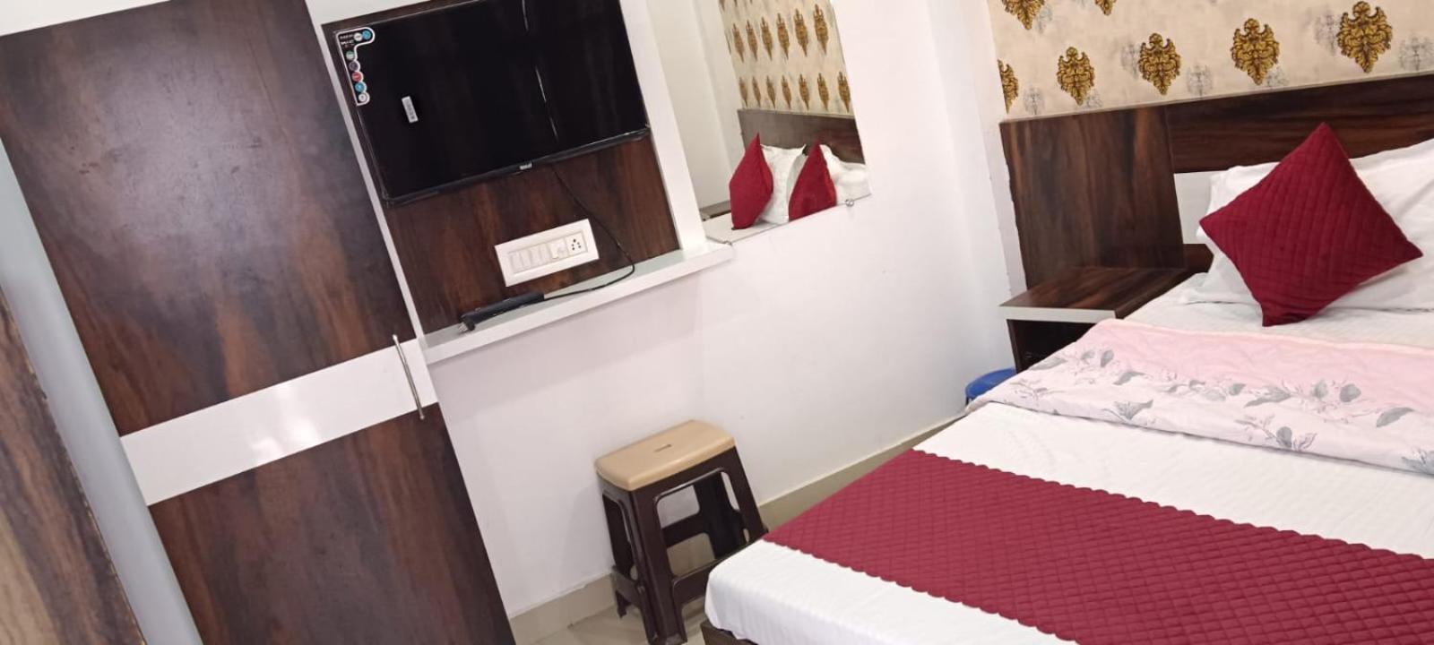 Shree Gorakhnath Guest House Ayodhya Экстерьер фото