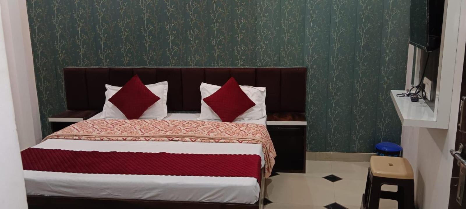 Shree Gorakhnath Guest House Ayodhya Экстерьер фото