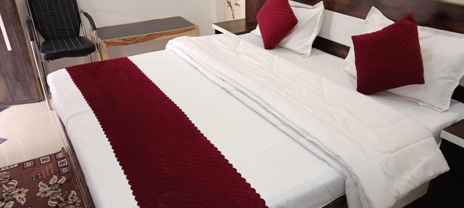 Shree Gorakhnath Guest House Ayodhya Экстерьер фото